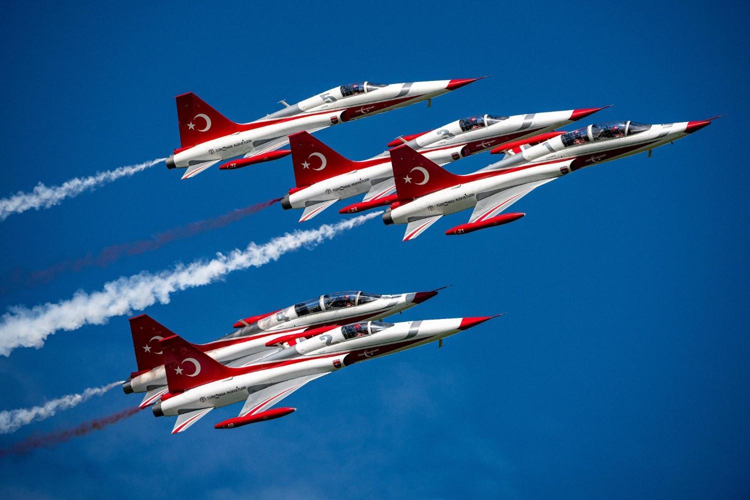 Turkish Stars win best show flight award at NATO days event