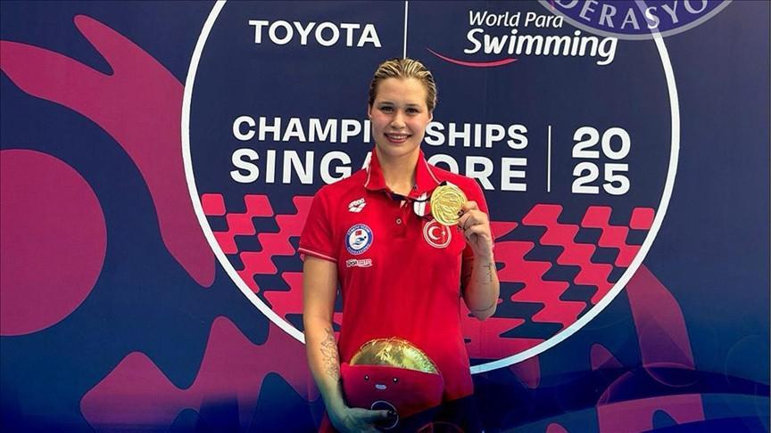 Turkish para swimmer wins gold, sets record at World Championships