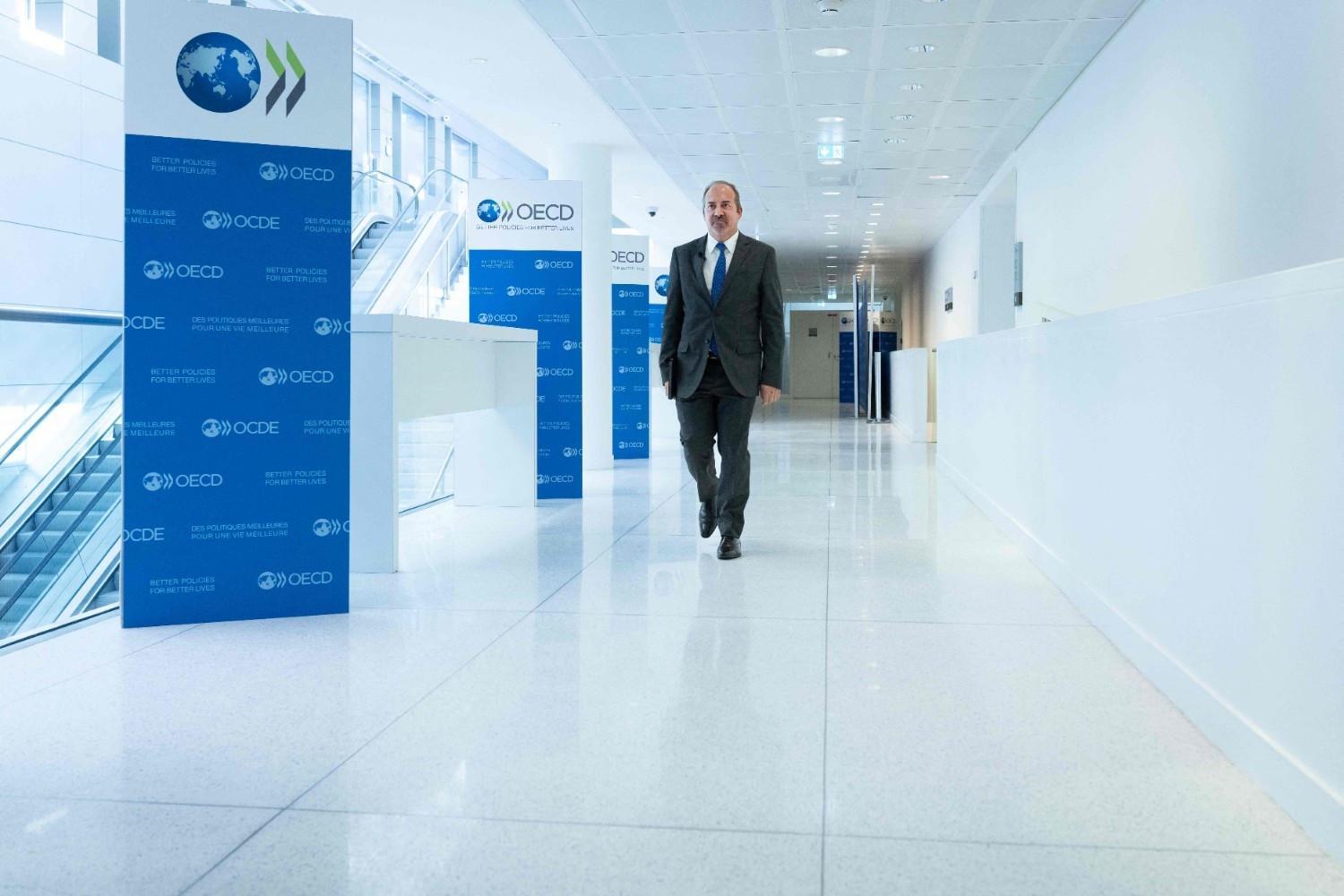 OECD ups world economic outlook as tariffs contained, for now