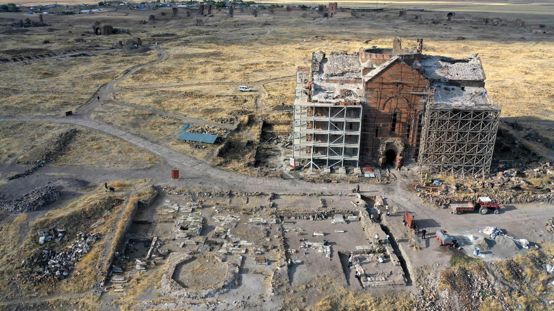 Seljuk-era mausoleum unearthed in Ani Ruins