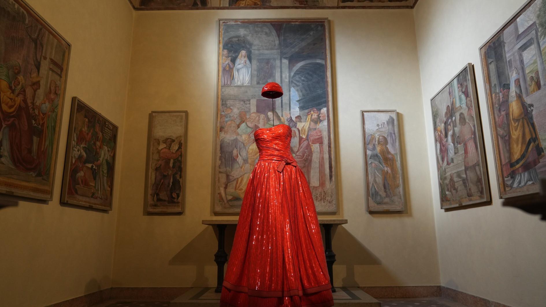 Armani mixes with Renaissance masterpieces in Milan