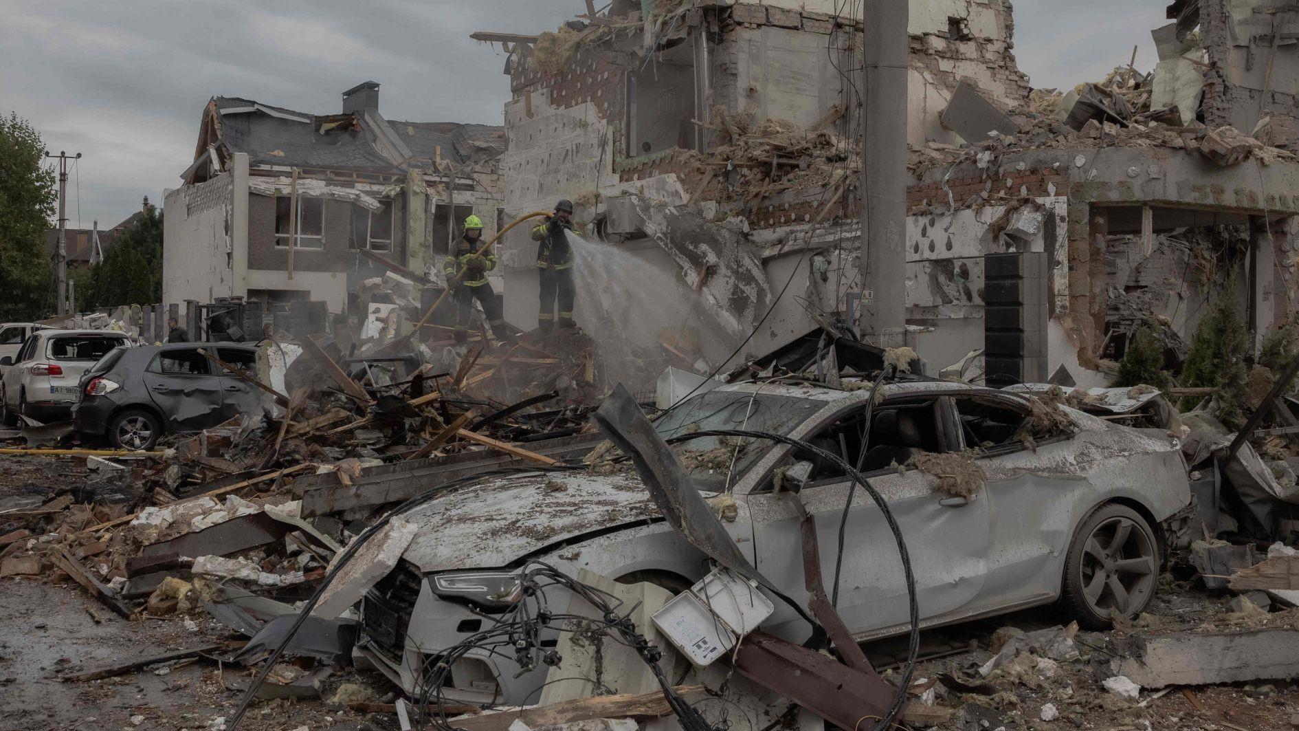 Russian missile and drone barrage kills four in Kiev