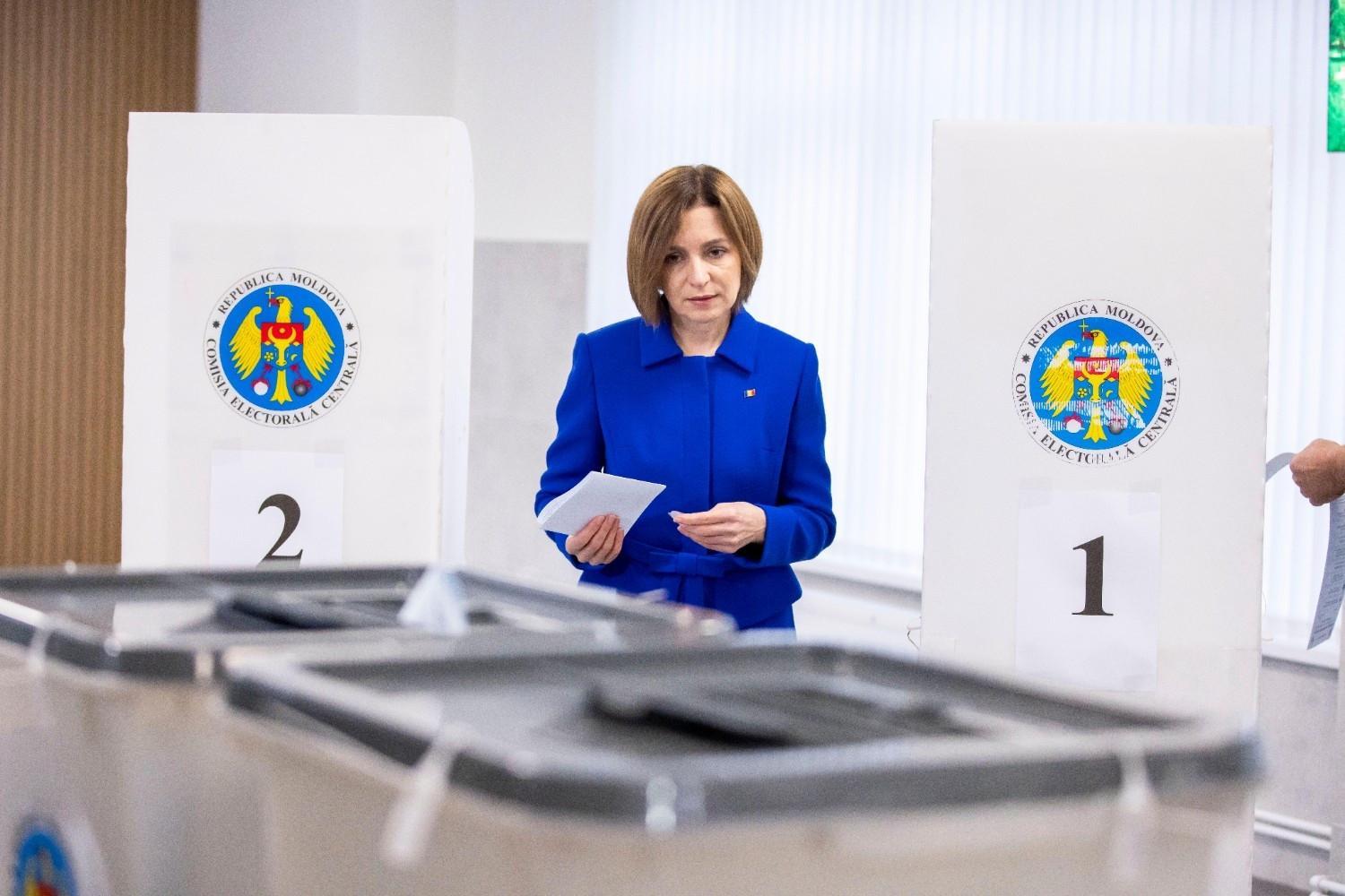 Moldovas pro-EU party wins key polls after Russian meddling claims