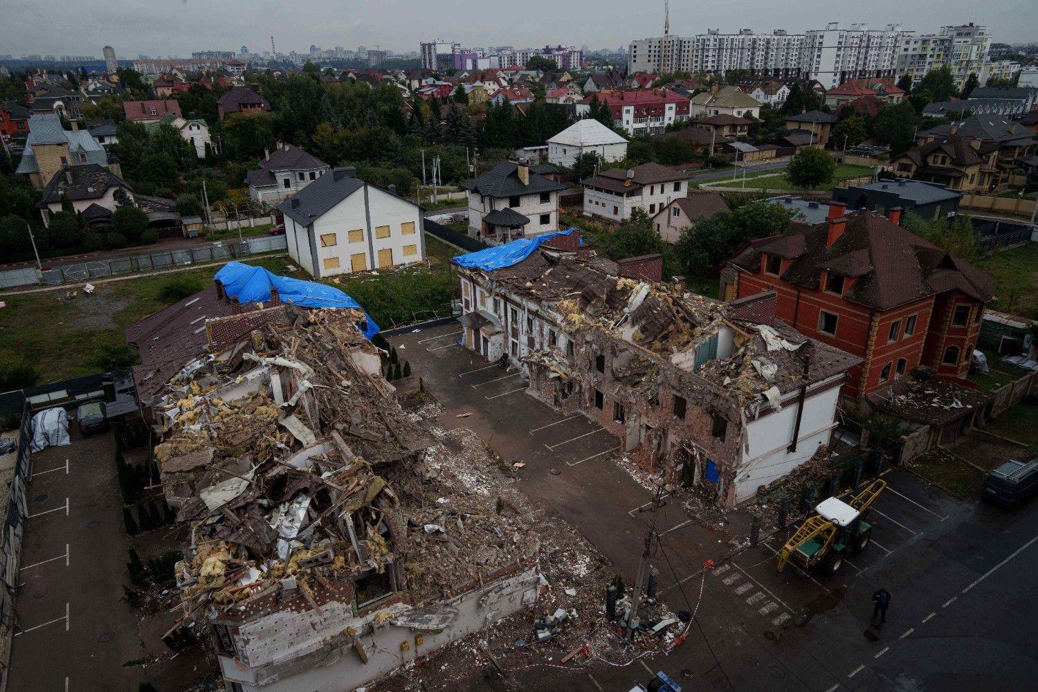 Ukraine says Russia drone strike kills family of 4 in Sumy