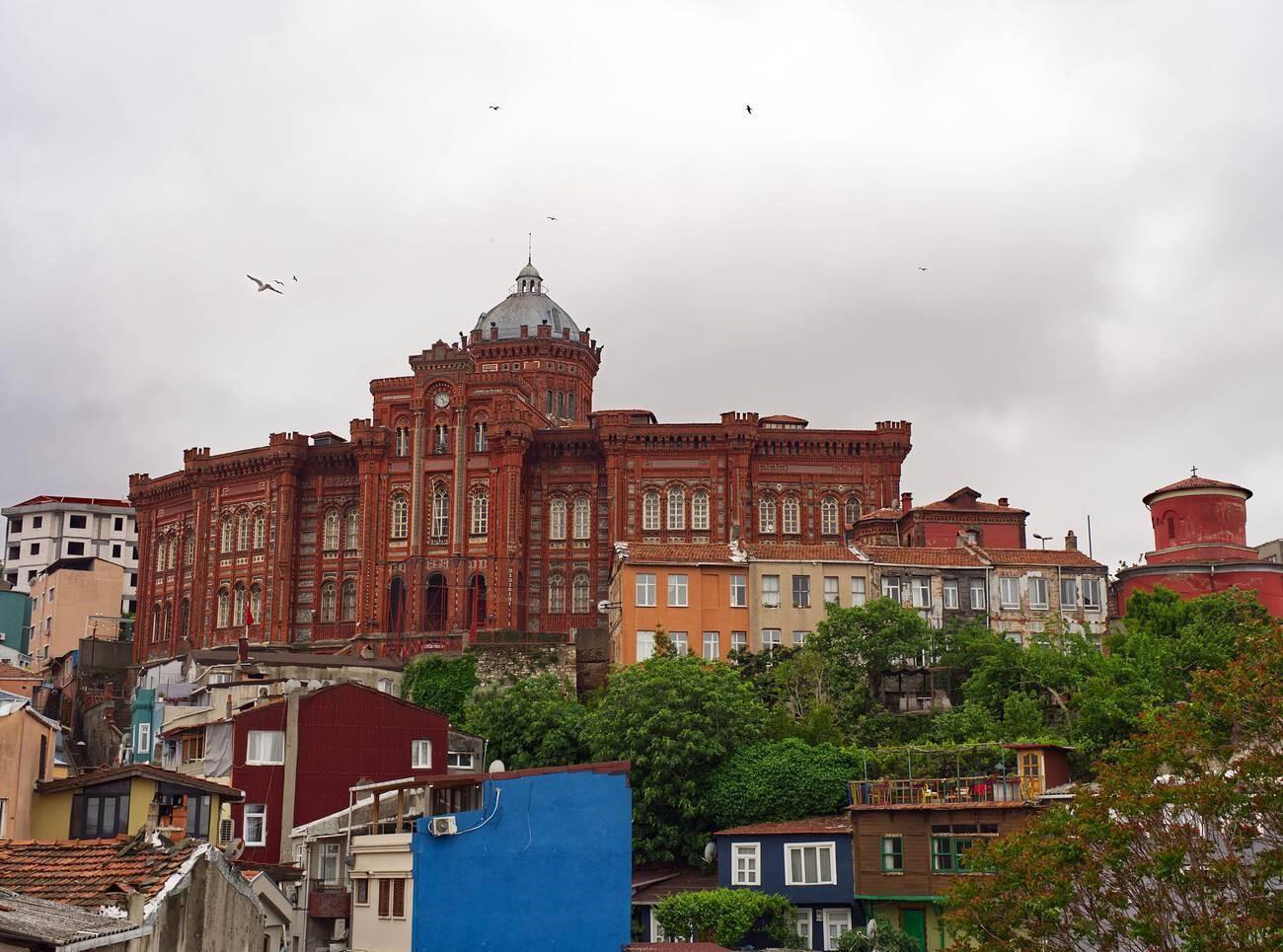 Istanbul’s historic Greek school sees no enrollments in new school year
