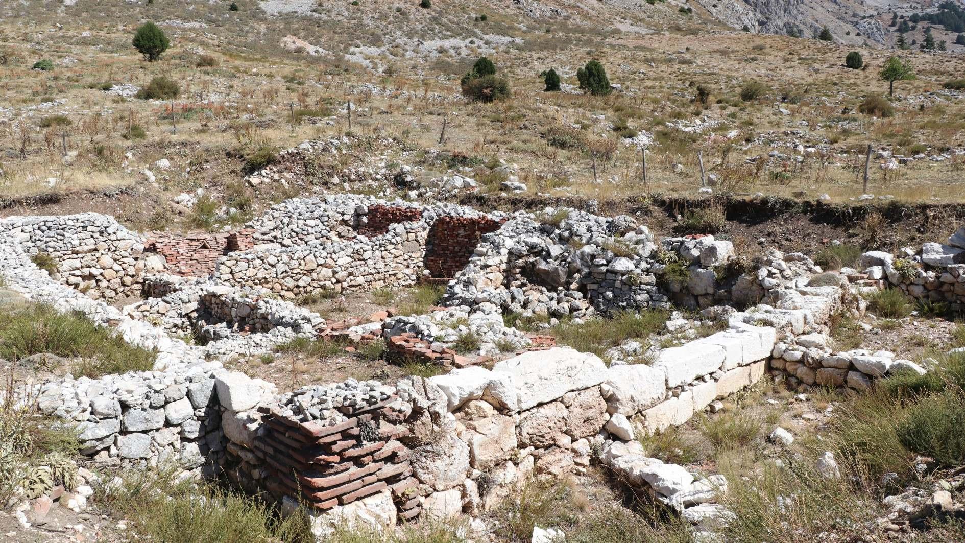Ancient association building unearthed in Sagalassos
