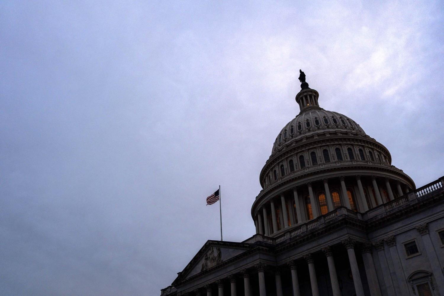 US govt shutdown begins after Congress fails to reach deal