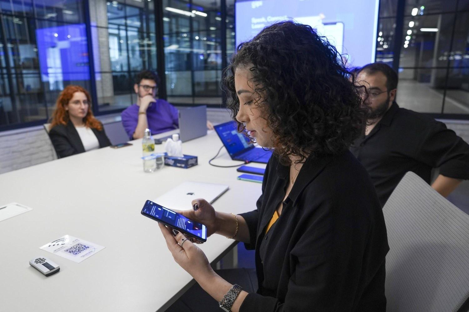 One in five uses AI in Türkiye, official data shows