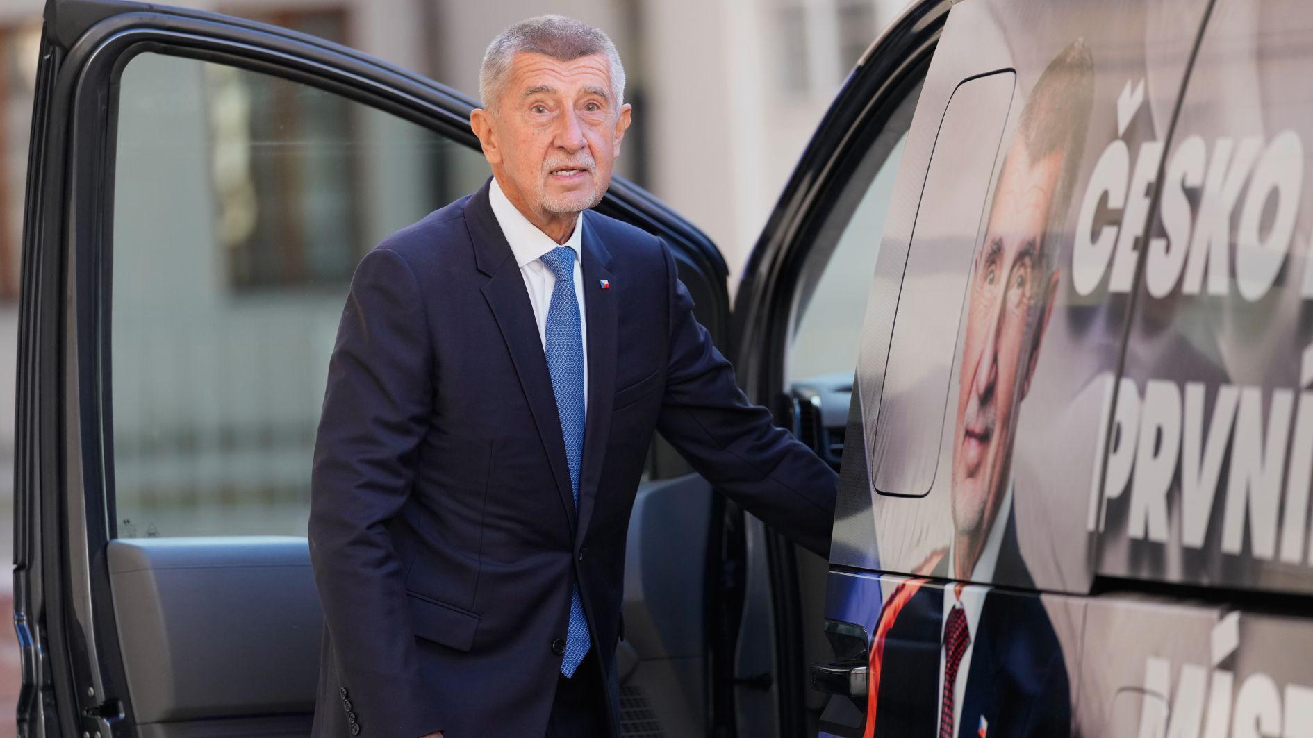 Populist billionaire Babis wins Czech general election