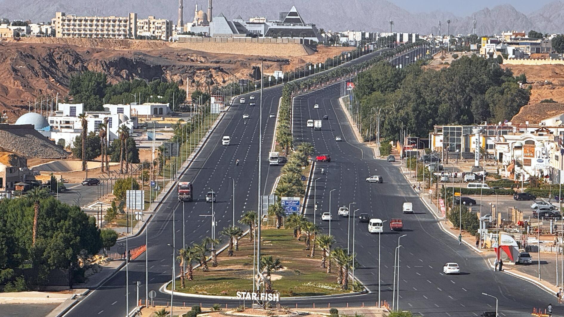 Indirect talks on ending Gaza war begin in Egypt