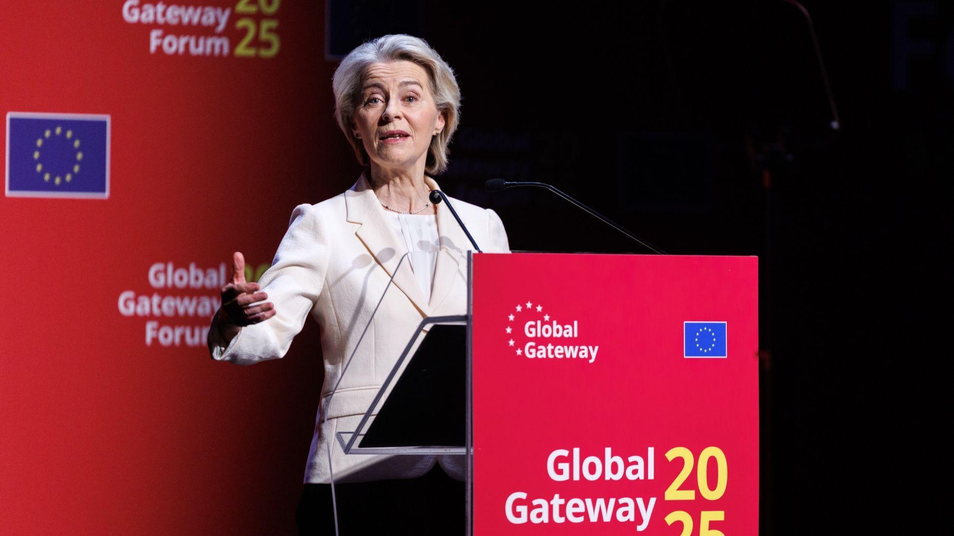 EU woos developing nations at investment forum