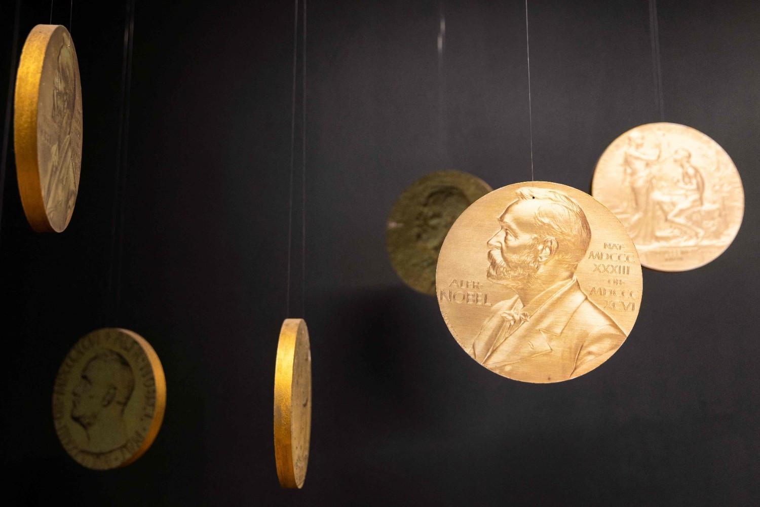 AI or inequality tipped for economics Nobel