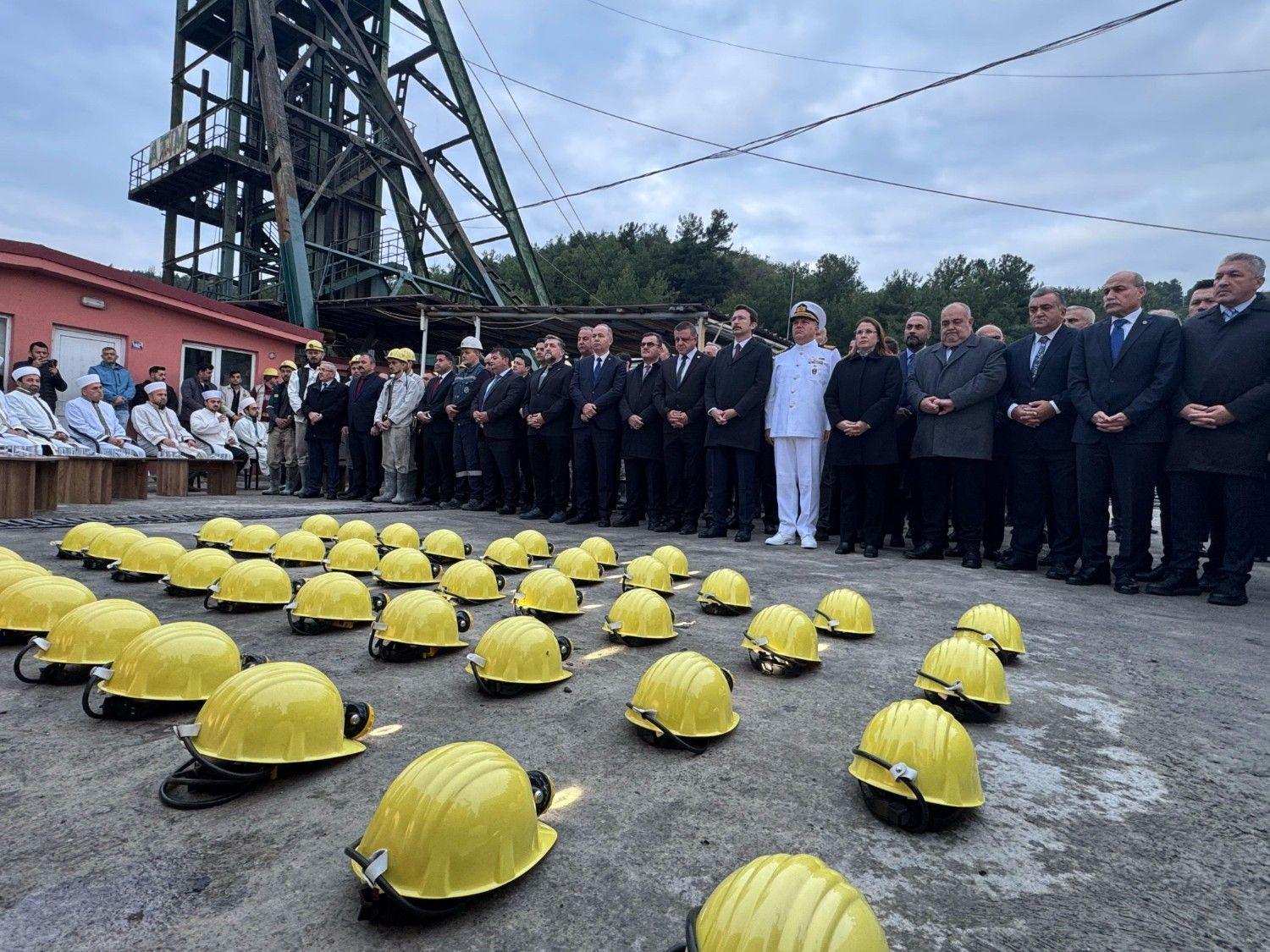 43 miners remembered on third anniversary of Amasra mine blast