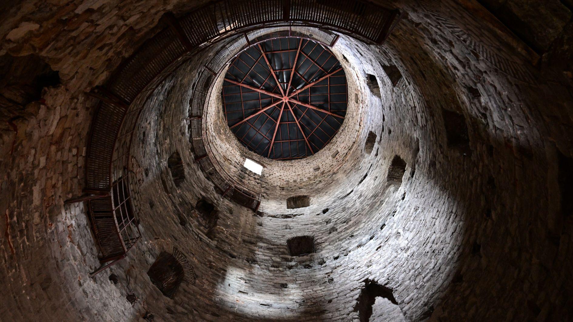 Descendant of Russian author Tolstoy visits Yedikule dungeons