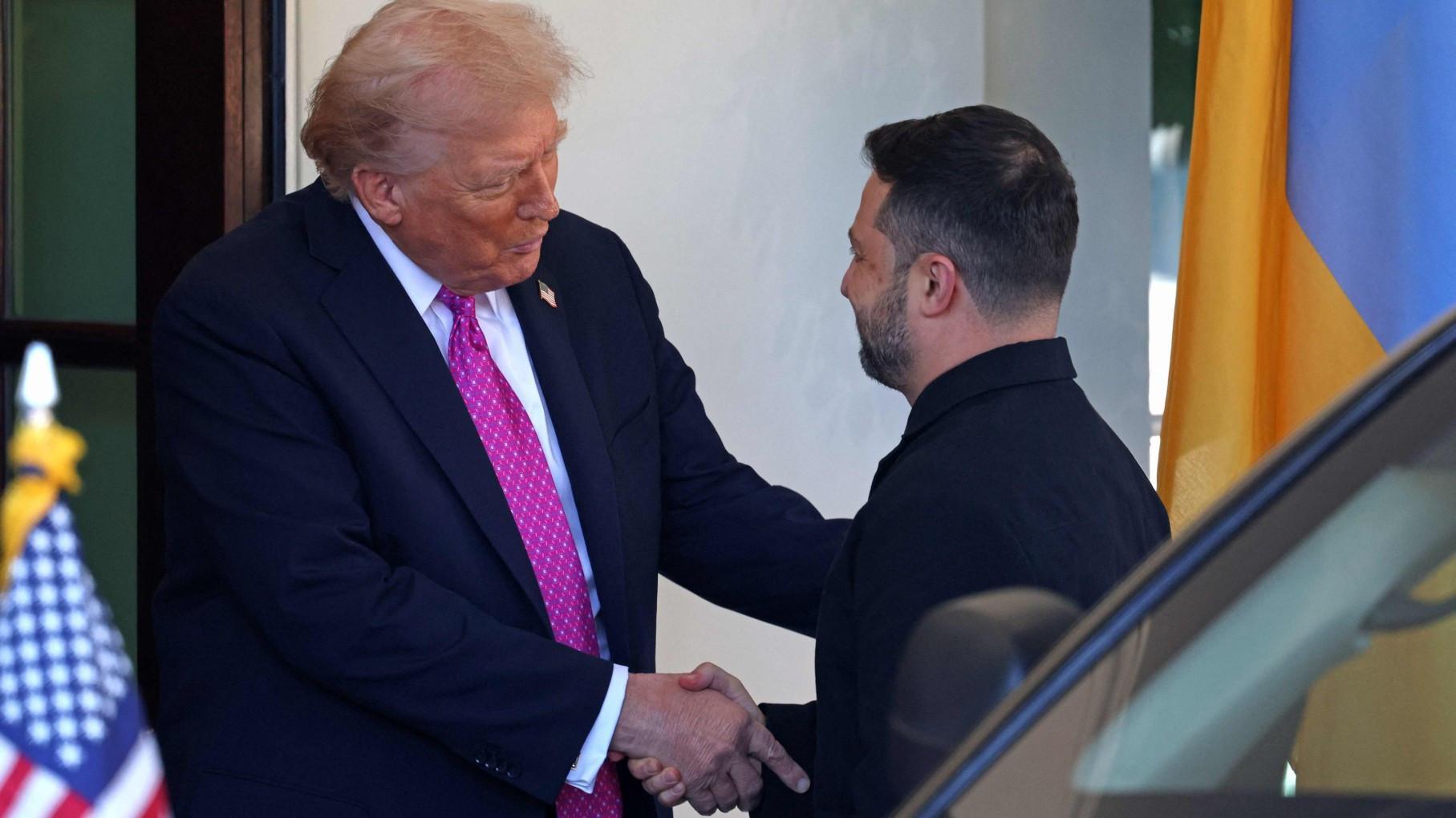 Trump suggests too soon for Tomahawks in talks with Zelensky
