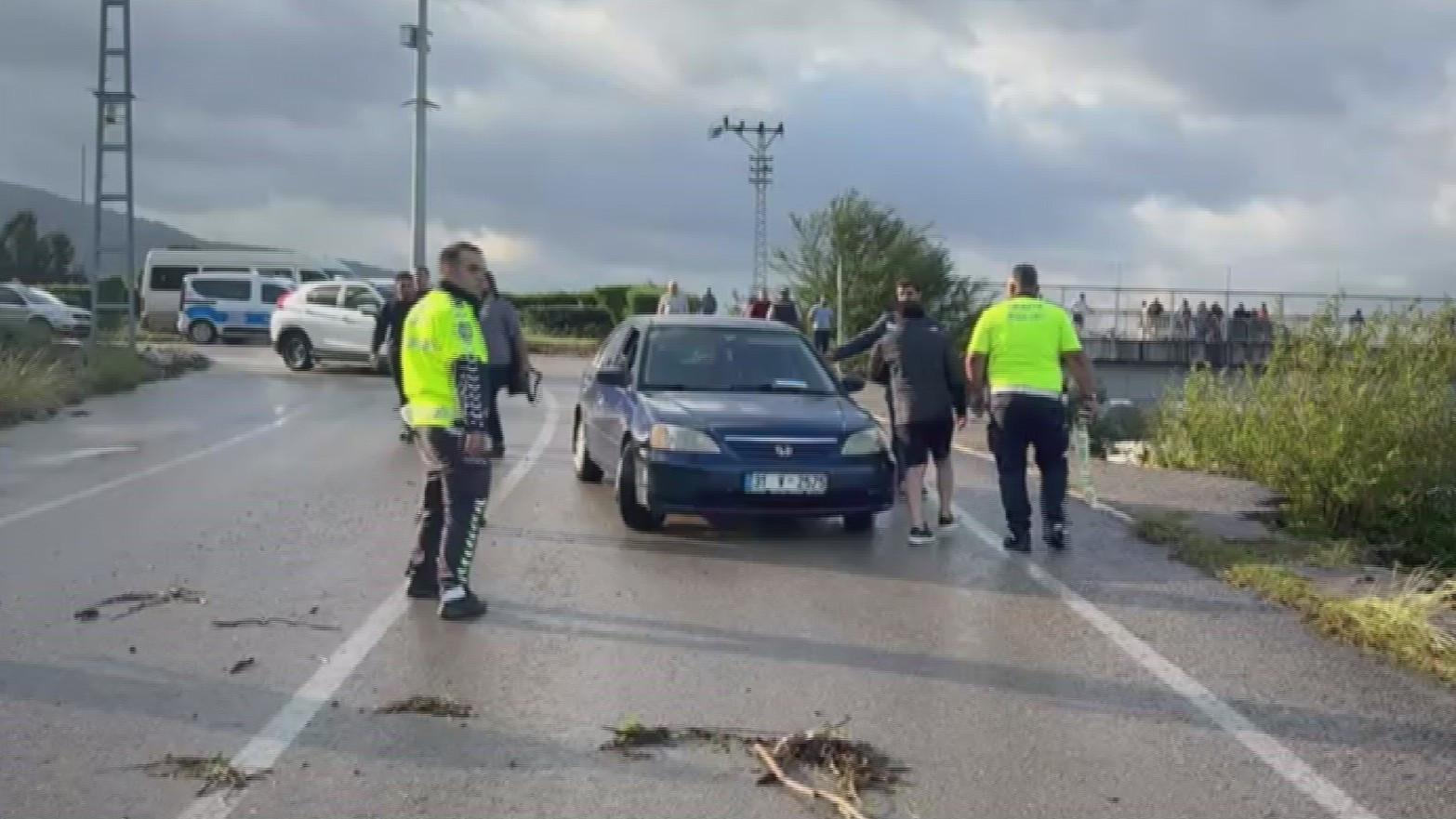 Landslide shuts down highway in southern Türkiye
