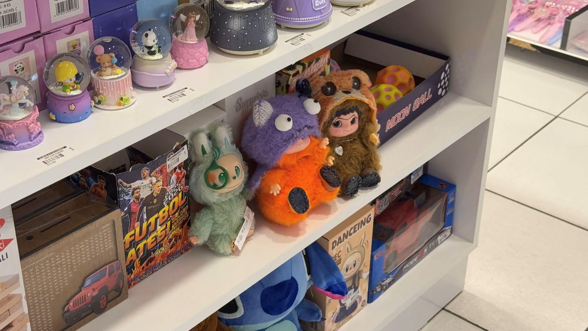 Shoe, toy deliveries from abroad restricted