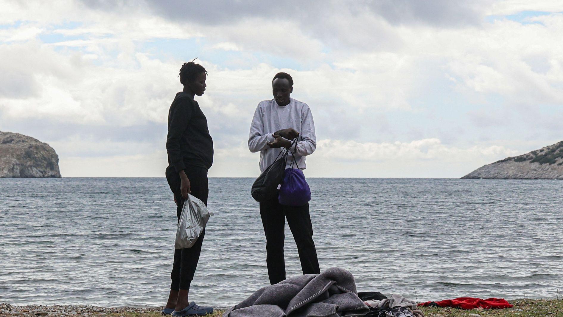 Greece to hand out jail warning to irregular migrants