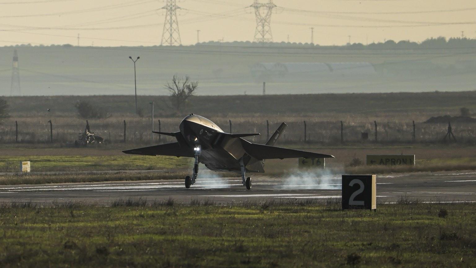 Kızılelma drone passes test flight with Aselsan radar