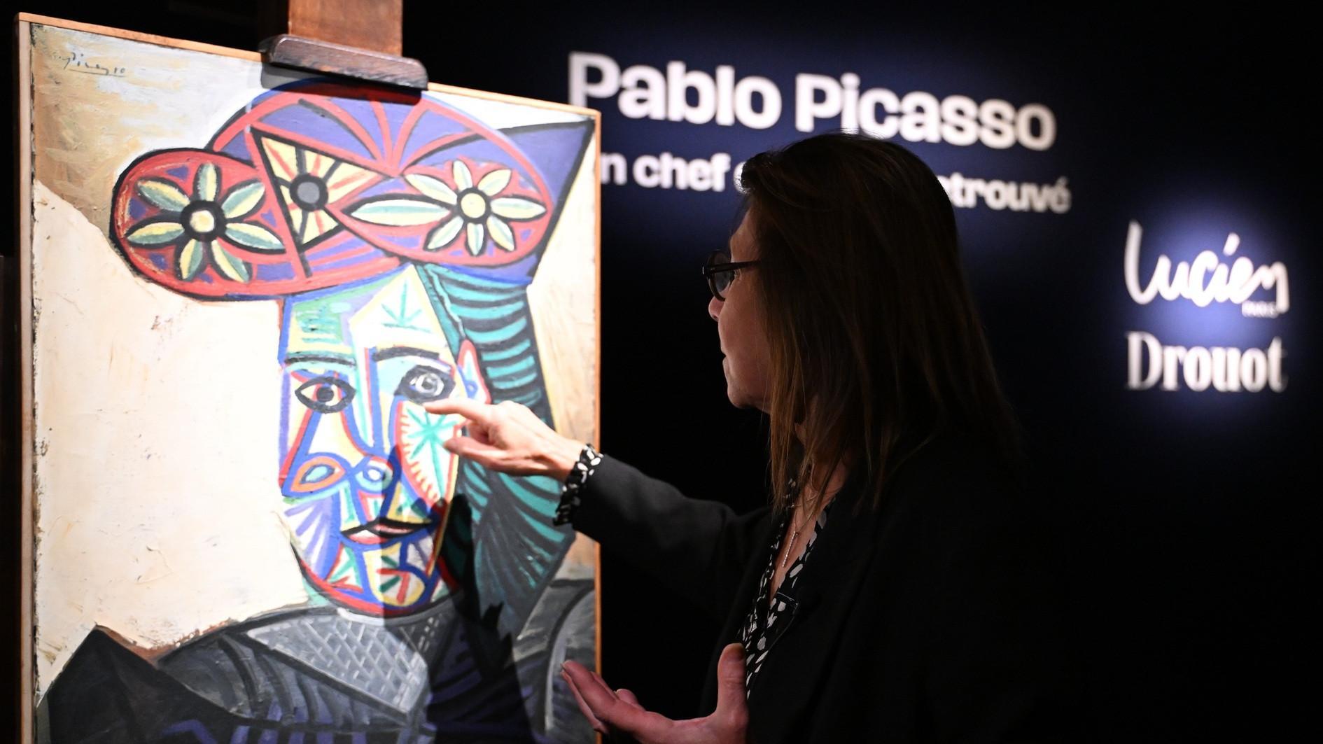 Long hidden Picasso portrait sells for 32 million euros