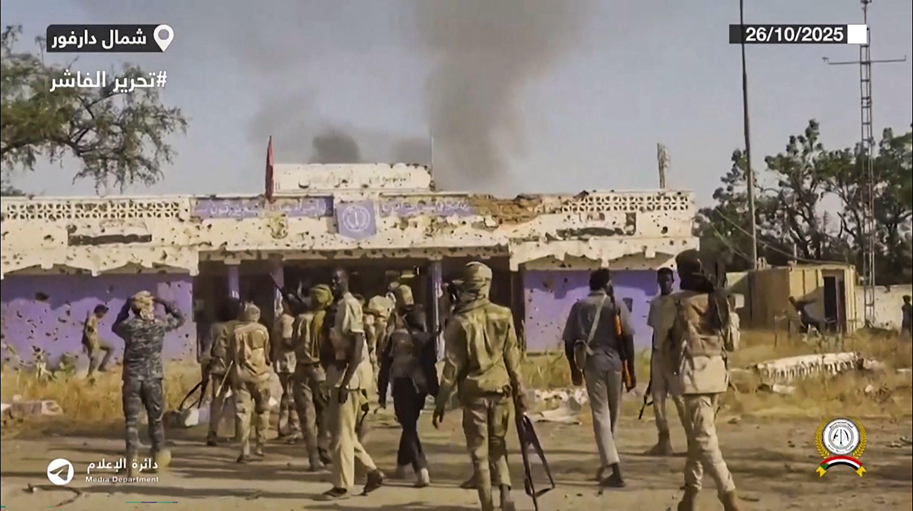 Fears for trapped civilians in El-Fasher as fighting flares