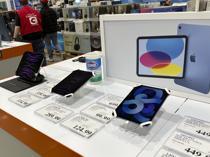 Apple unveils next generation iPad Pros and Airs