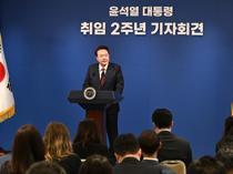 South Korea vows strong Ukraine ties, smooth Russia relations