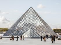 France arrests two men, two women over Louvre heist