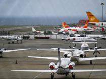 Venezuela bans airlines that halted flights per US warning