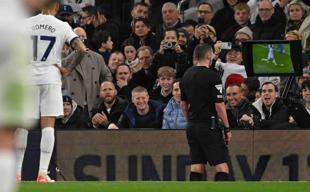 VAR controversies prompt calls for action in Premier League