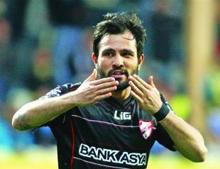 Bank Asya ends League One deal