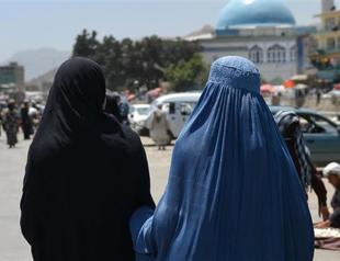 Afghan women protest over womans public execution