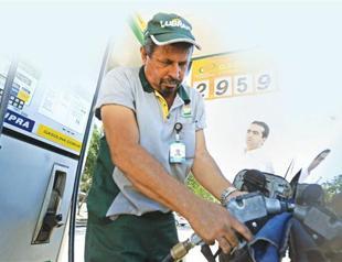 Energy agency cuts oil demand forecasts