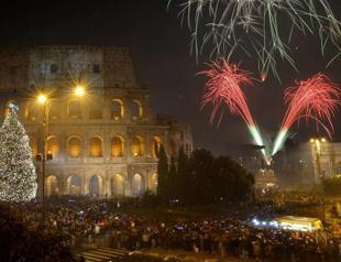 Two killed, 361 injured in Italian New Year revelry