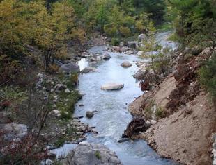 Environment ministry’s sly decision slammed for opening protected areas to HES construction