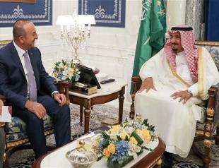 Two TRT World reporters briefly detained during Turkish FM’s visit to Saudi Arabia