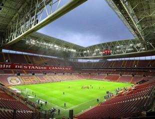 Turkey to partially reopen football to fans in October