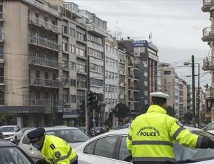 Suspected FETÖ terror members with forged papers nabbed in Greece