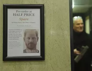 In memoir, Prince Harry says William attacked him during row