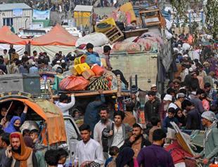 Mass exodus of Afghans as deadline to leave Pakistan arrives