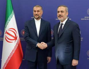 Ankara, Tehran discuss ways to prevent the conflict from spreading to the region