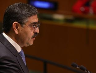 Pakistan holds emergency security meeting after trading strikes with Iran