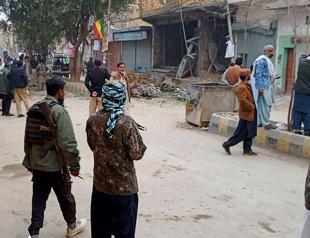 10 killed in militant attack on Pakistan police station