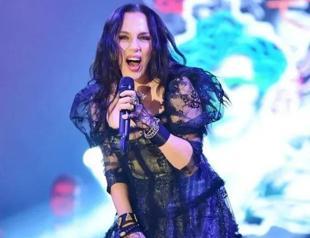 Sertab Erener back on Eurovision stage after 21 years
