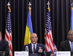 US defence chief says Washington will not let Ukraine fail