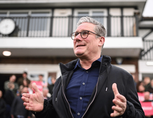 UKs Labour calls for general election