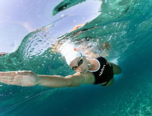Turkish swimmer forced to abandon race due to jellyfish stings