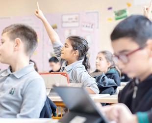 Gov’t plans to regulate social media use among teachers