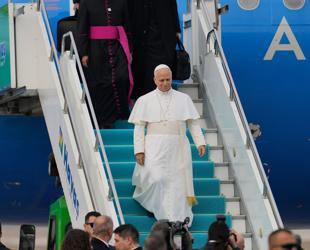 Pope arrives in Türkiye on his first foreign trip