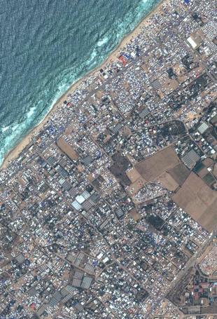 Israel says more troops to enter Rafah as US completes aid pier